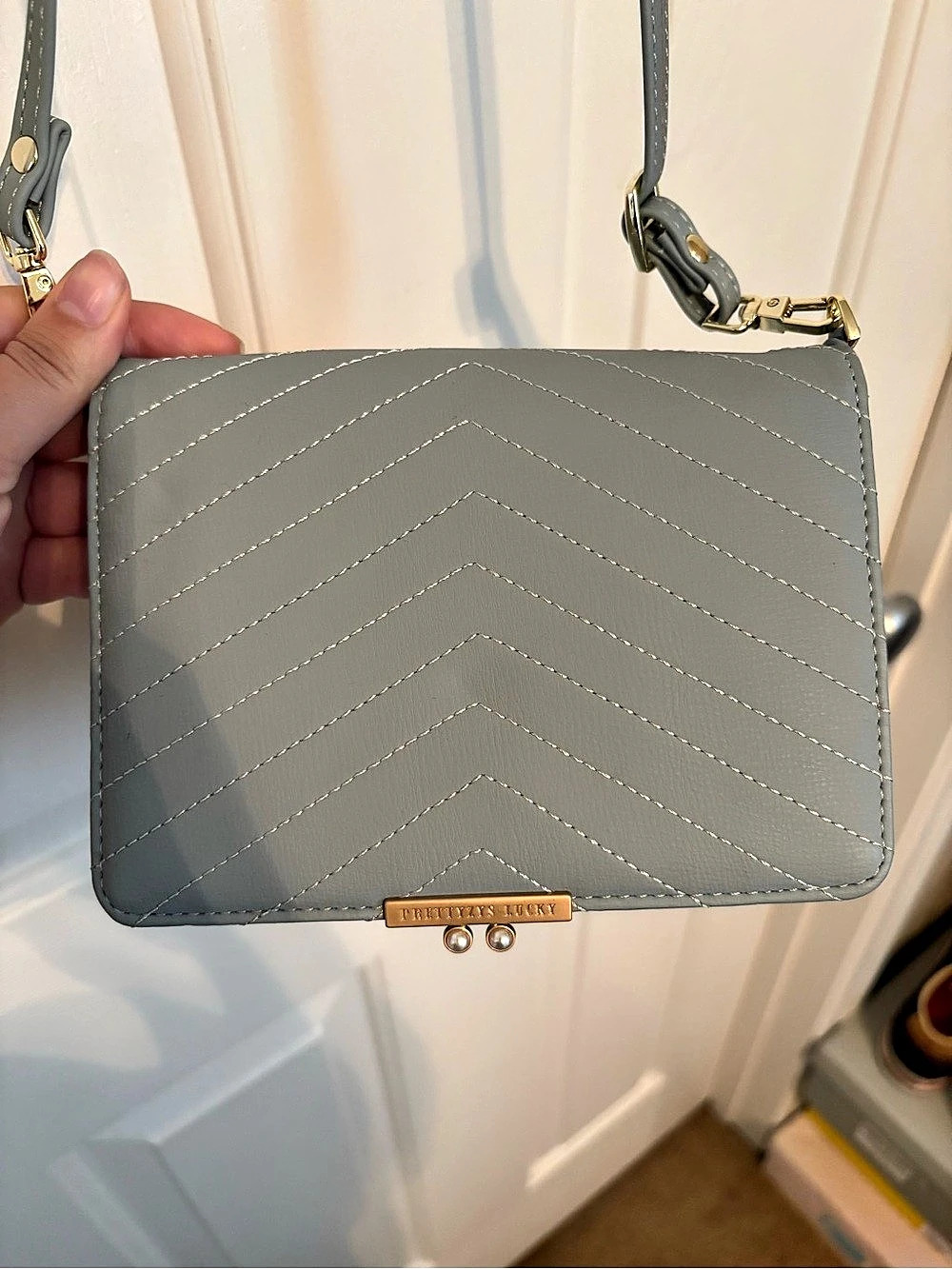 Gray Blue Chevron Crossbody Bag Like New